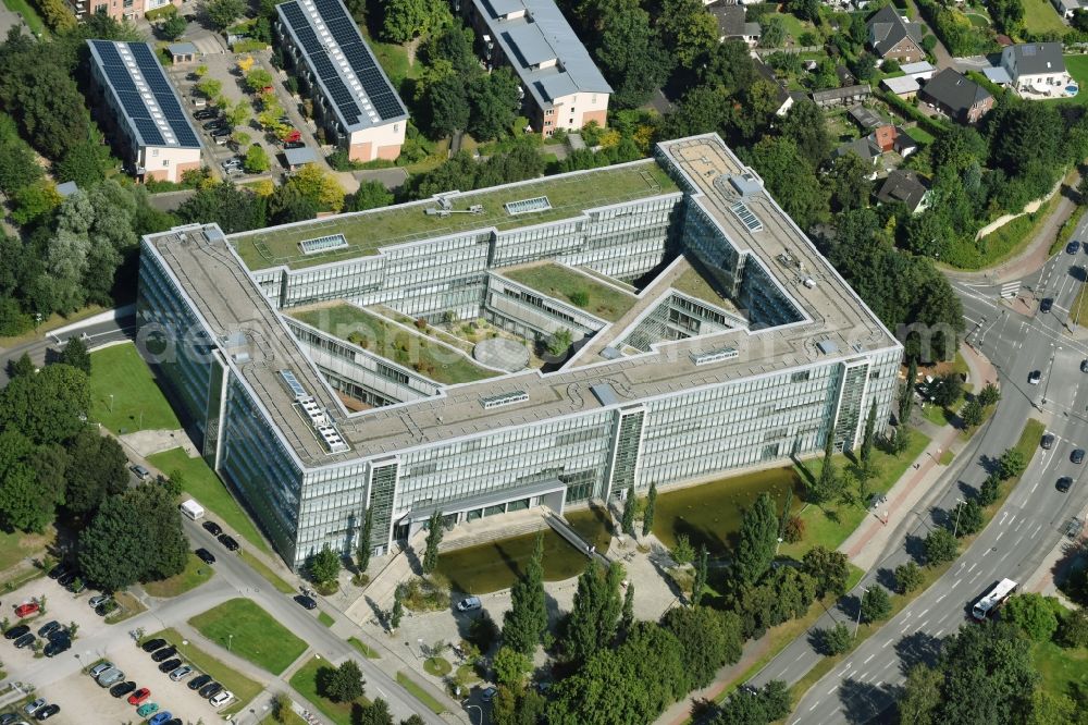 Aerial image Hamburg - Office and administration buildings of the insurance company Deutsche Rentenversicherung Nord on Friedrich-Ebert-Donm in the district Farmsen - Berne in Hamburg, Germany