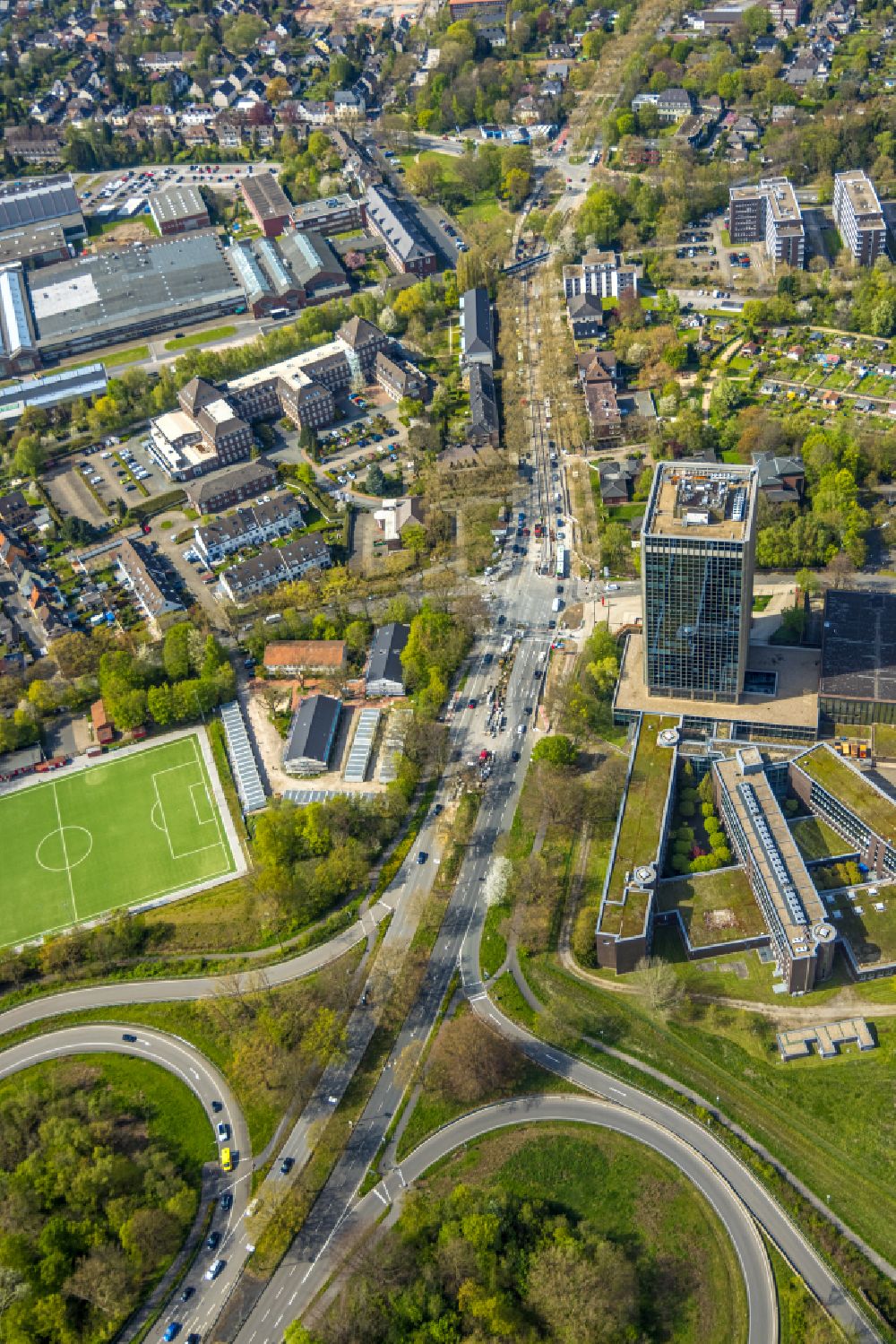 Aerial photograph Wiemelhausen - Office and administration buildings of the insurance company of Knappschaft on Knappschaftstrasse in Wiemelhausen in the state North Rhine-Westphalia, Germany