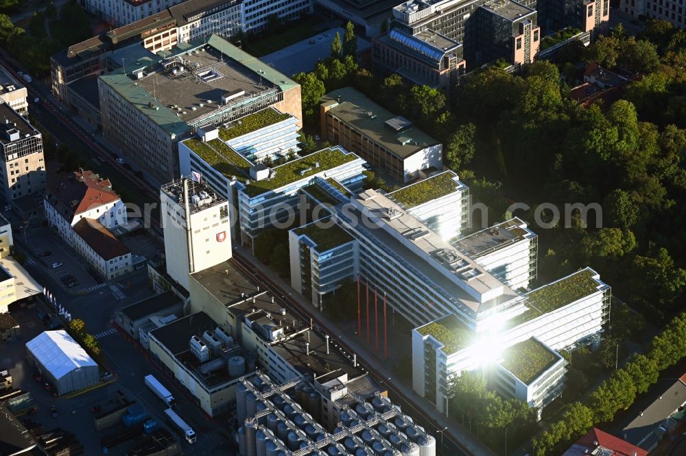 Aerial image München - Office and administration buildings of the insurance company WWK Versicherungen Zentraldirektion on Marsstrasse in the district Maxvorstadt in Munich in the state Bavaria, Germany