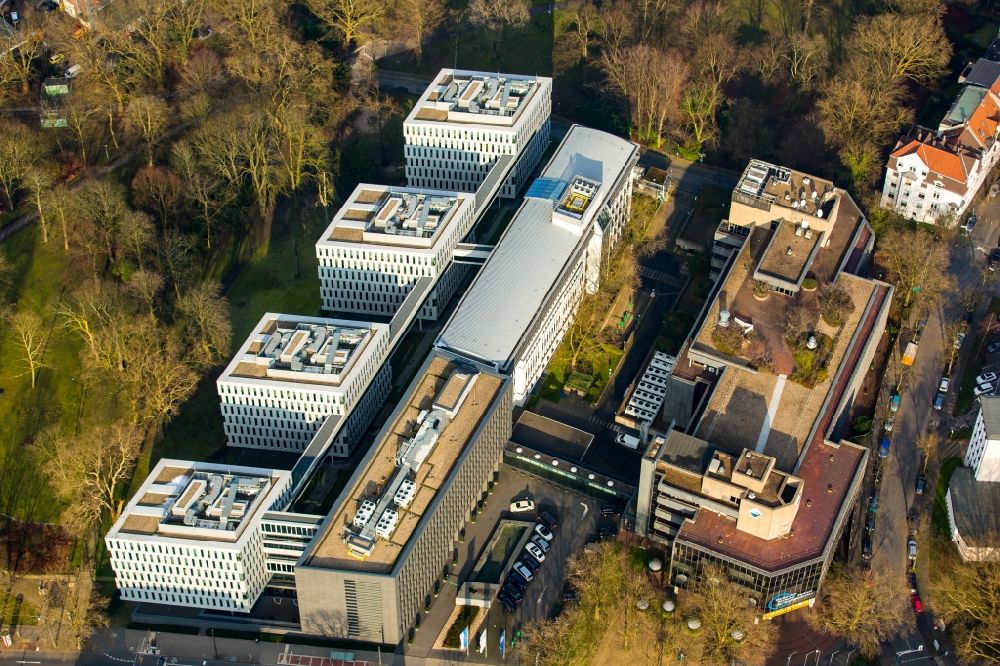 Aerial photograph Bochum - View of the administration building of BP and Aral in Bochum in the state North-Rhine Westphalia