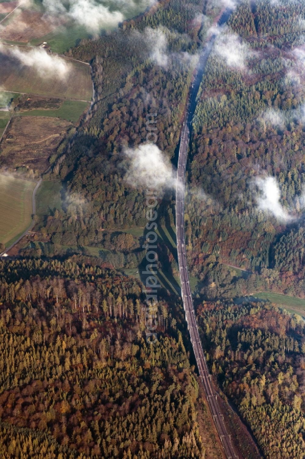Aerial photograph Schlitz - Viaduct of the railway bridge structure to route the railway tracks in Schlitz in the state Hesse, Germany