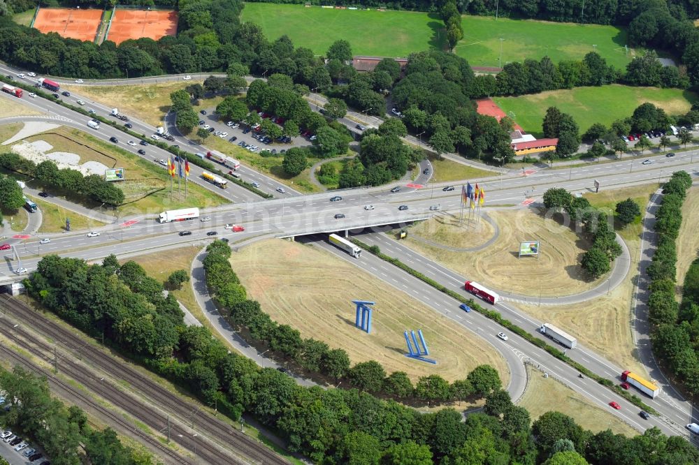 Aerial image Karlsruhe - Viaduct of the expressway Ettlinger Allee - Scheidgraben in the district Weiherfeld - Dammerstock in Karlsruhe in the state Baden-Wurttemberg, Germany