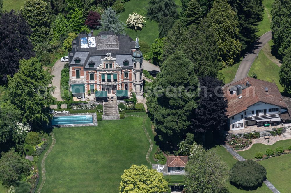 Aerial photograph Lindau (Bodensee) - Luxury residential villa of single-family settlement in Lindau (Bodensee) at Bodensee in the state Bavaria, Germany