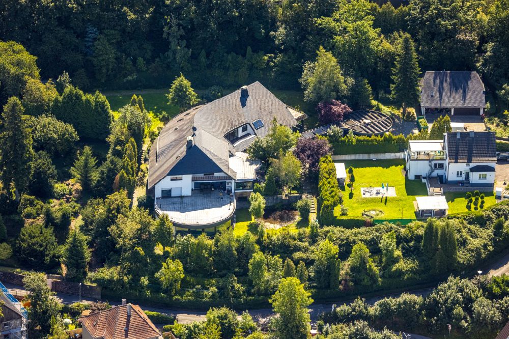 Witten from above - Luxury residential villa of single-family settlement on street Am Schumacher in Witten at Ruhrgebiet in the state North Rhine-Westphalia, Germany