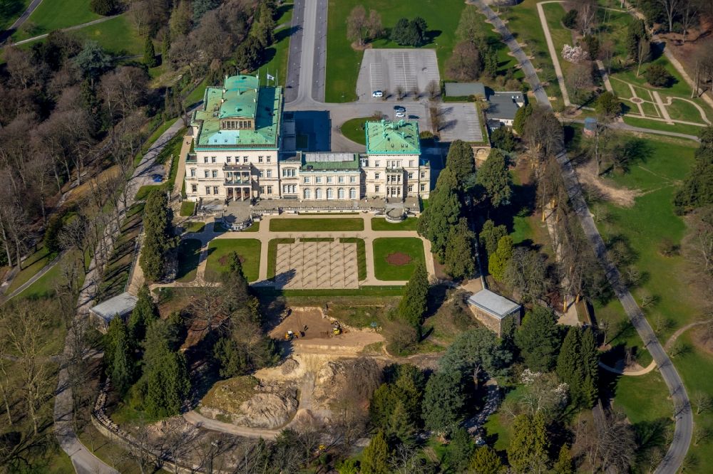 Essen from above - Villa Huegel in the Bredeney district of Essen on the Huegelpark in the state of North Rhine-Westphalia - It was built by Alfred Krupp and is the former residential and representative house of the Krupp industrial family
