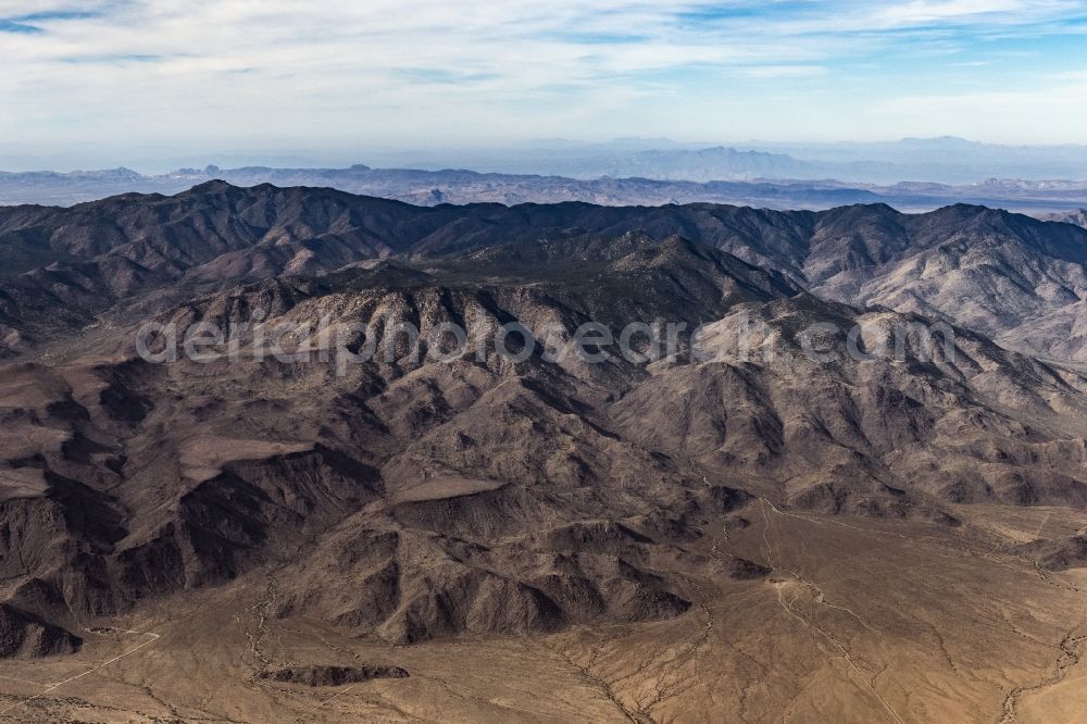 Aerial photograph Hualapai - Valley landscape surrounded by mountains in Hualapai in Arizona, United States of America