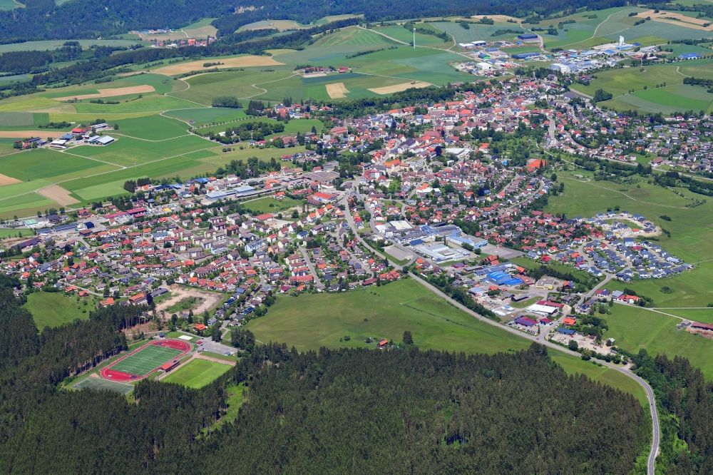 Aerial image Bonndorf im Schwarzwald - Surrounded by forest and forest areas center of the streets and houses and residential areas in Bonndorf im Schwarzwald in the state Baden-Wuerttemberg, Germany