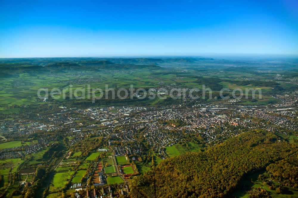 Aerial image Faurndau - Surrounded by forest and forest areas center of the streets and houses and residential areas in Faurndau in the state Baden-Wuerttemberg, Germany