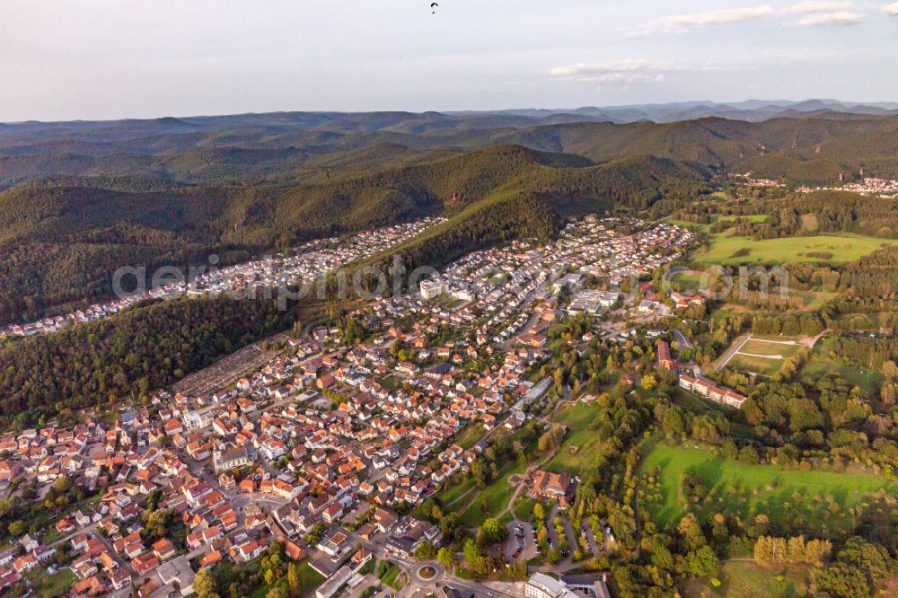 Dahn from the bird's eye view: Urban area with outskirts and inner city area surrounded by woodland and forest areas on street Sonnenstrasse in Dahn in the state Rhineland-Palatinate, Germany