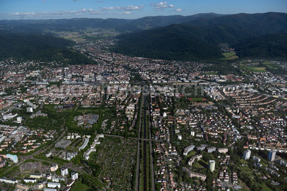 Aerial image Wiehre - Urban area with outskirts and inner city area surrounded by woodland and forest areas in Wiehre in the state Baden-Wuerttemberg, Germany