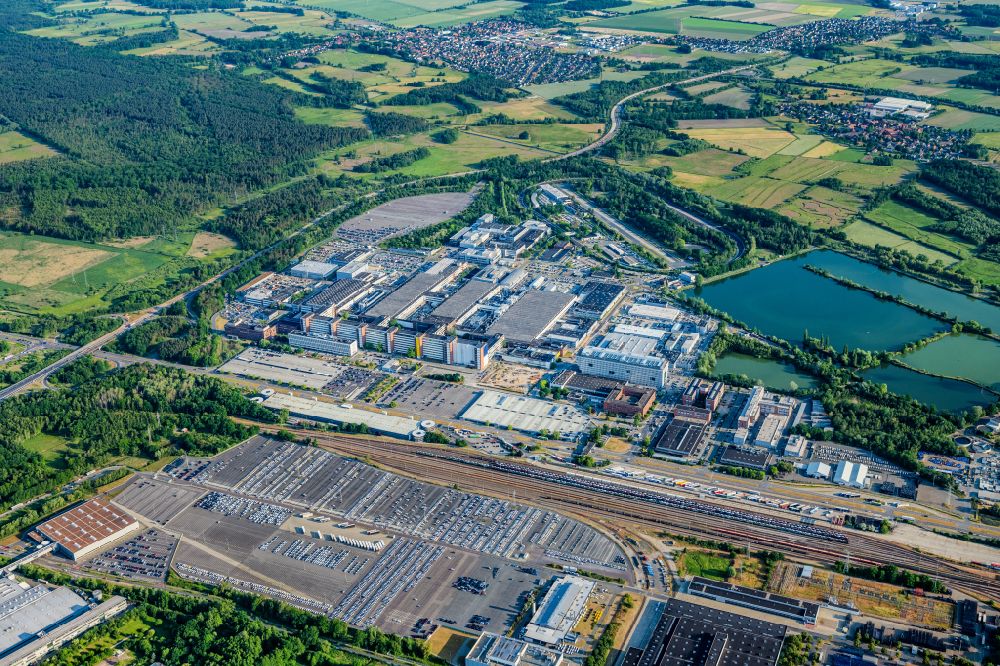 Wolfsburg from above - View of the VW - factory premises research & development of Volkswagen AG on street VW-Mittelstrasse in Wolfsburg in the state of Lower Saxony