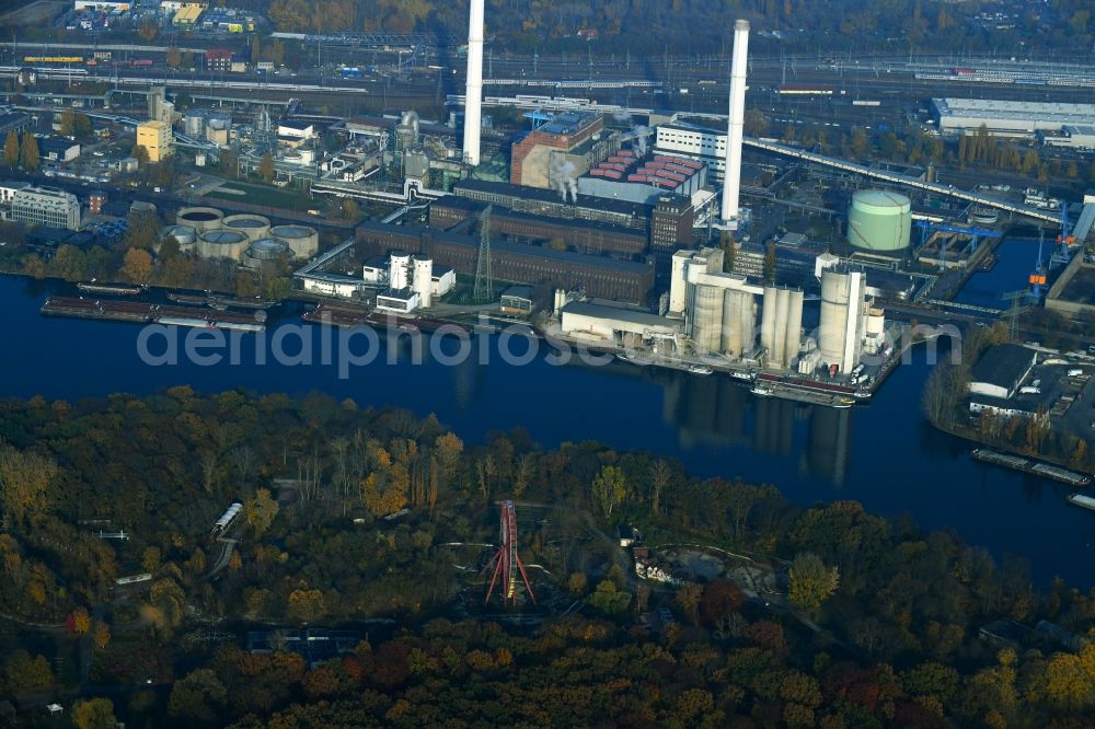 Aerial image Berlin - Forests Plaenterwald on the shores of Spree River in the district Treptow in Berlin, Germany