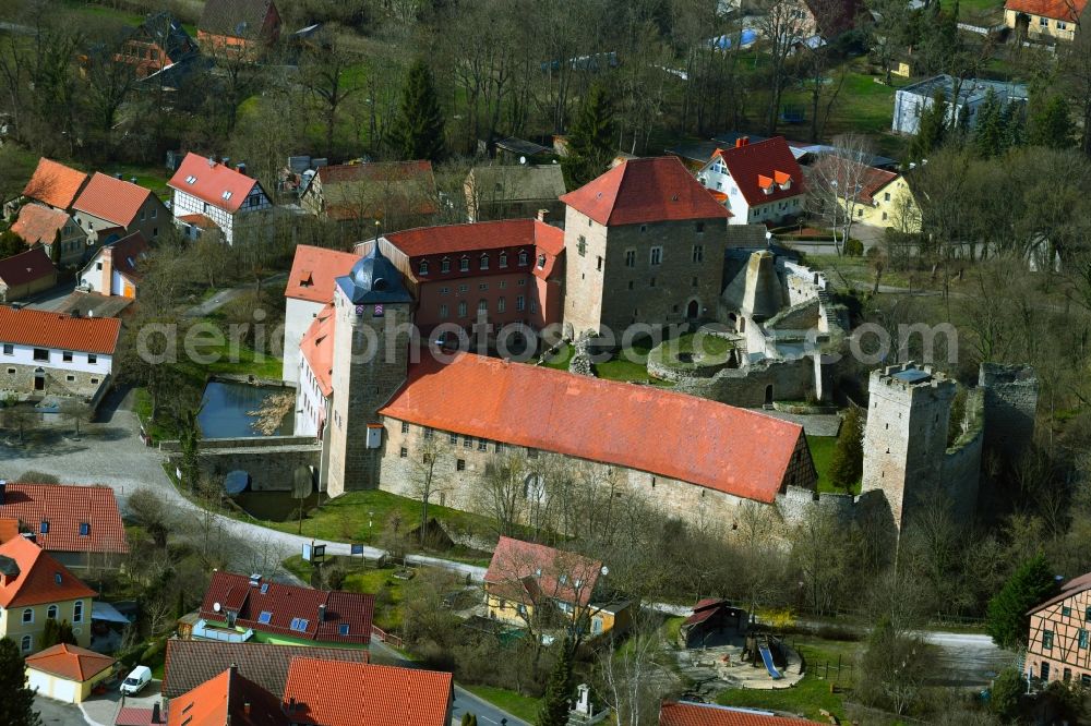 Aerial image Kapellendorf - Building complex and castle courtyard of the Wasserburg in Kapellendorf in the state Thuringia, Germany