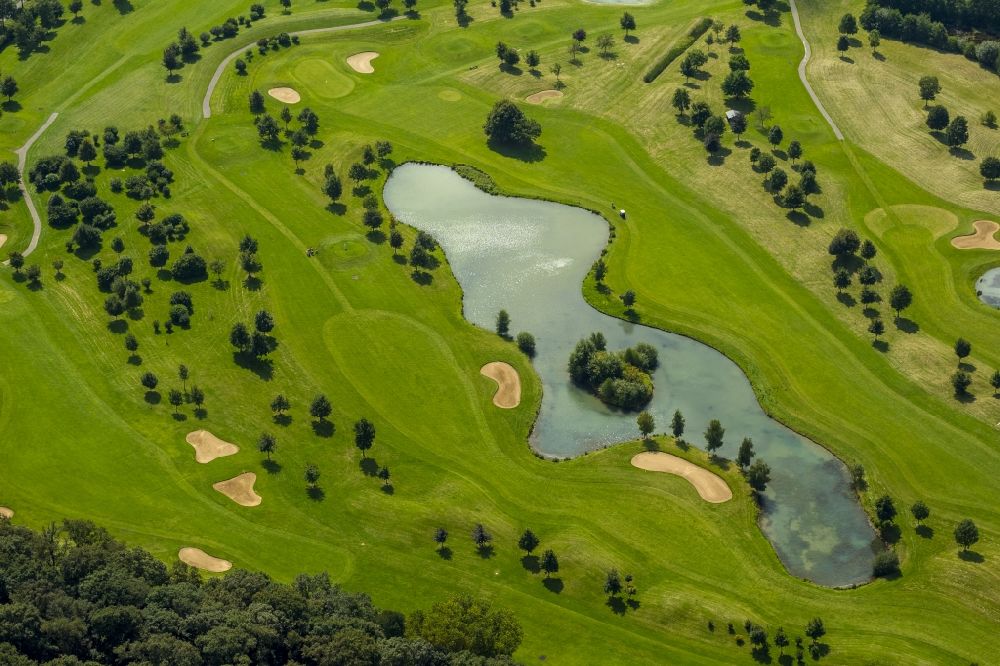 Aerial image Kamp-Lintfort - View of a water hazard on the golf course in Kamp-Lintfort in the state North Rhine-Westphalia. The golf course belongs to the area of Golfclub am Kloster Kamp e.V.