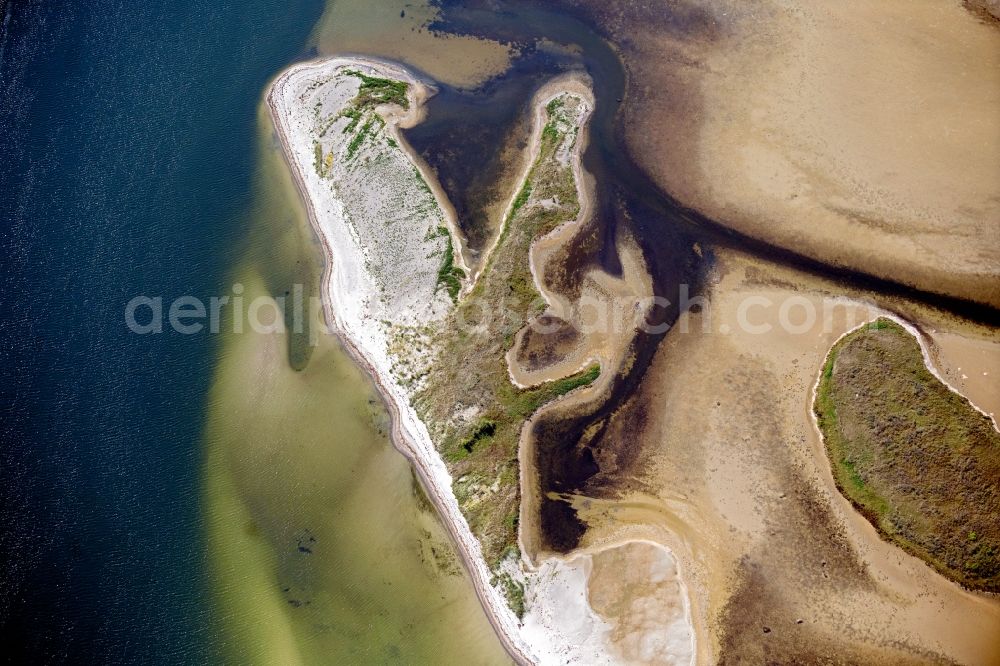 Aerial image Insel Hiddensee - Water surface with sandbank at the seaside the Baltic Sea on the island Hiddensee in the state Mecklenburg - Western Pomerania