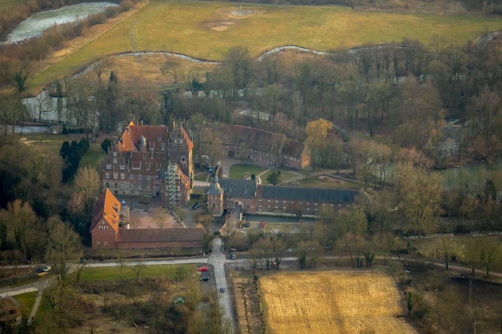 Hamm from above - Water Castle and former Knights Castle Heessen seat in the same district of Hamm in North Rhine-Westphalia NRW
