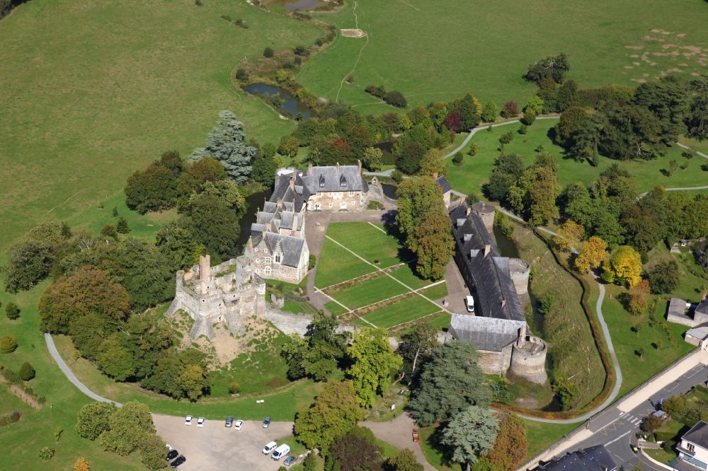 Longuenee en Anjou from above - Building and castle park of water castle Le Plessis Mace in Longuenee en Anjou (former Le Plessis Mace) in Pays de la Loire, France