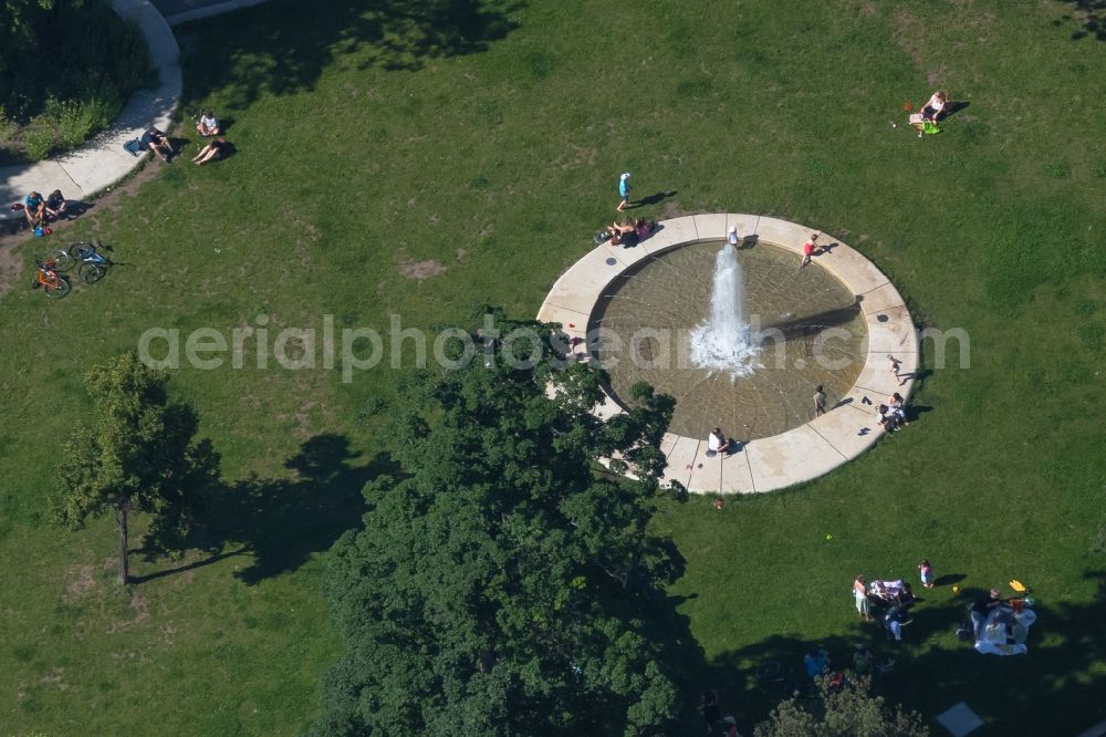 Aerial image Erfurt - Water - fountain in the district Hochheim in Erfurt in the state Thuringia, Germany