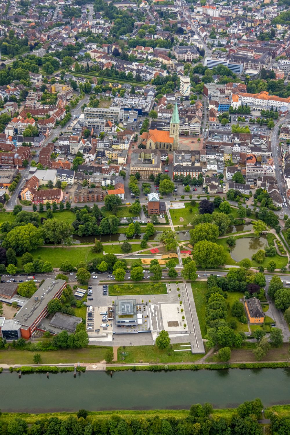 Aerial photograph Hamm - Water sports center on Adenauerallee in Hamm at Ruhrgebiet in the state North Rhine-Westphalia, Germany