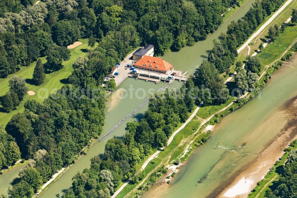 München from above - Structure and dams of the waterworks and hydroelectric power plant Isar 1 on Isar in Munich in the state Bavaria, Germany
