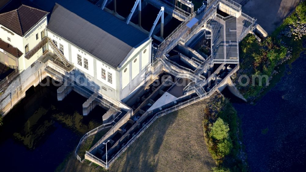 Windeck from the bird's eye view: Structure and dams of the waterworks and hydroelectric power plant Unkelmuehle in the district Alzenbach in Windeck in the state North Rhine-Westphalia, Germany