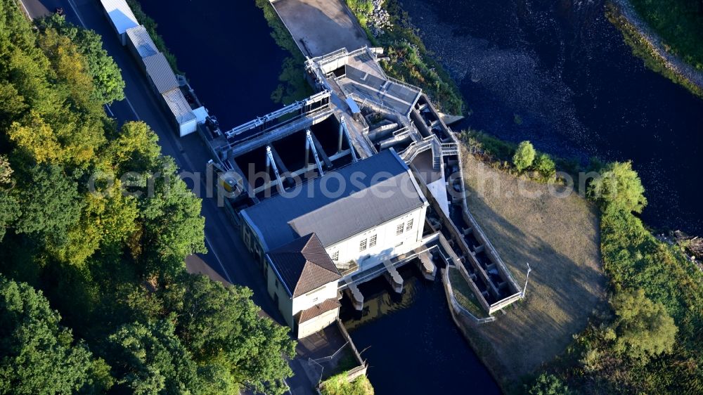 Aerial photograph Windeck - Structure and dams of the waterworks and hydroelectric power plant Unkelmuehle in the district Alzenbach in Windeck in the state North Rhine-Westphalia, Germany