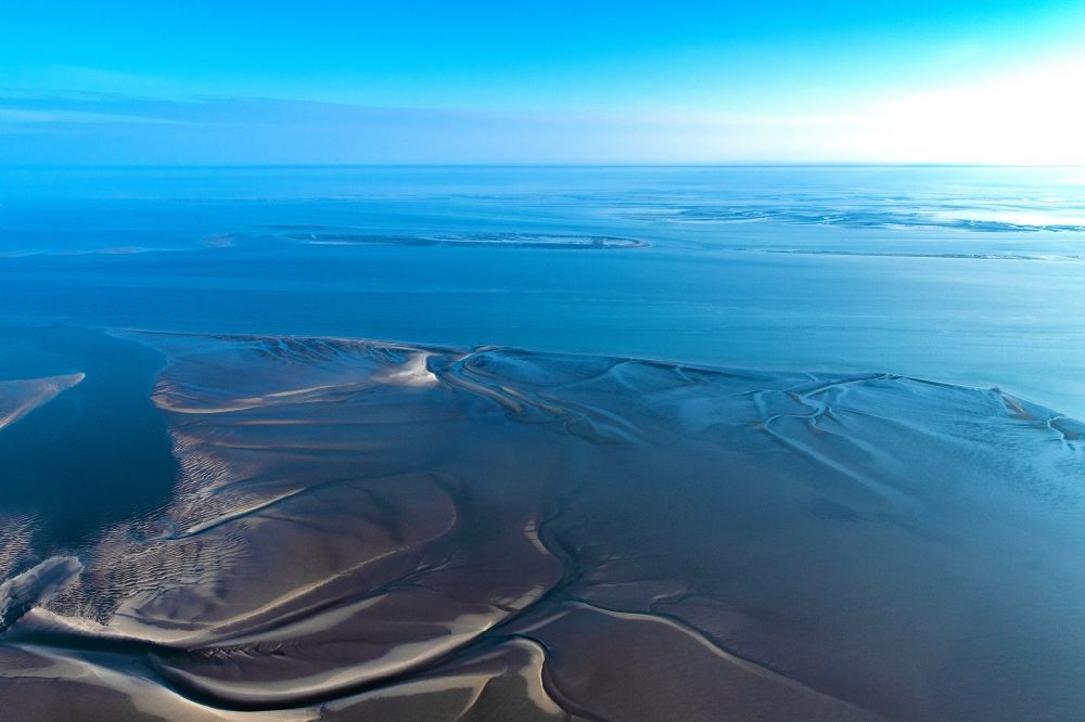 Aerial image Wurster Nordseeküste - Wadden Sea in the outer Weserin height of the Wurster North Sea coast in the state Lower Saxony, Germany