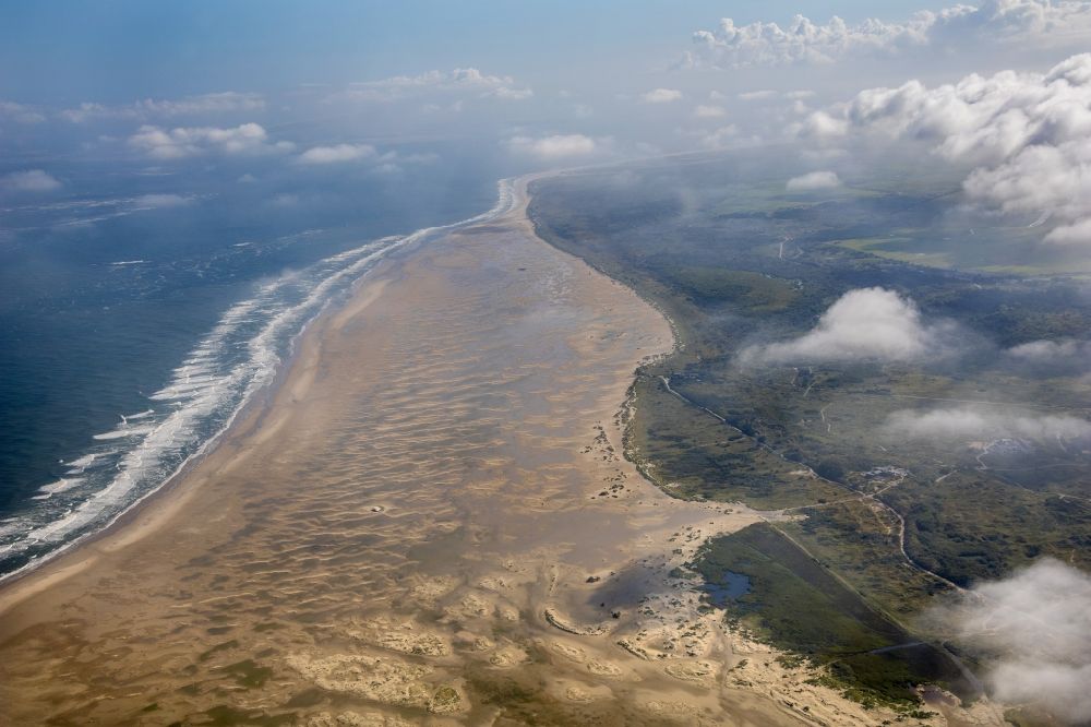 Aerial image Borkum - Wadden Sea of North Sea Coast in Borkum in the state Lower Saxony, Germany