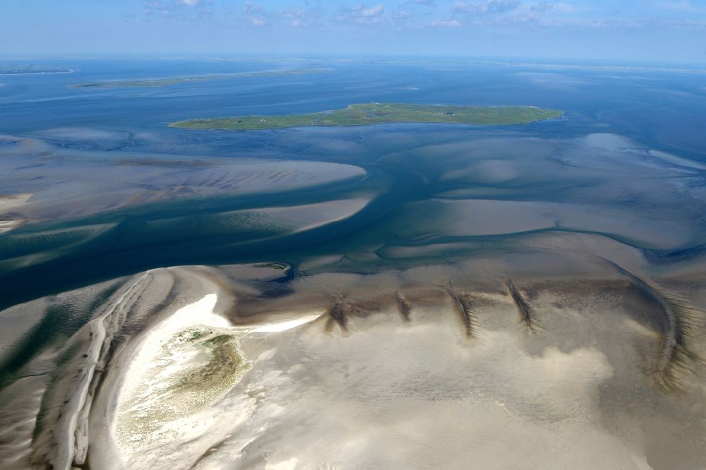 Aerial image Hooge - Wadden Sea of North Sea Coast in Hooge in the state Schleswig-Holstein