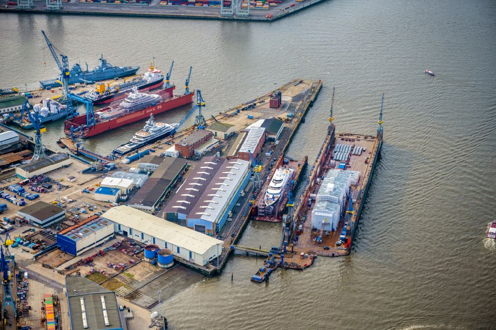Aerial image Hamburg - Shipyard - site of the Blohm+Voss GmbH in Hamburg in Hamburg, Germany