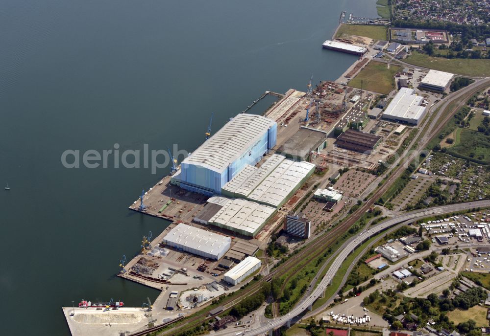 Aerial photograph Hansestadt Stralsund - Shipyard area of the dockyard in the Strelasund shore in the district different court in Stralsund in the federal state Mecklenburg-West Pomerania