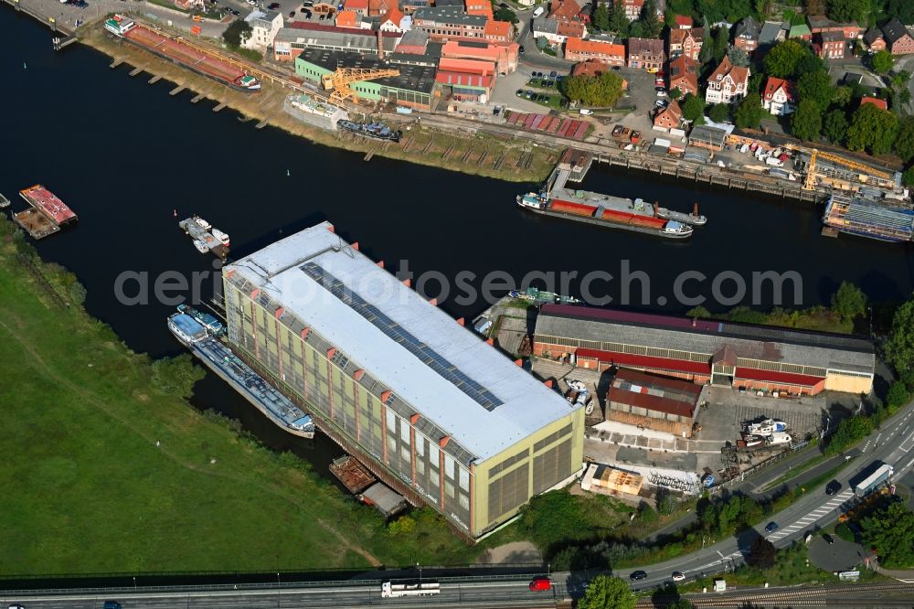 Lauenburg Elbe from the bird's eye view: Shipyard on the banks in Lauenburg Elbe in the state Schleswig-Holstein
