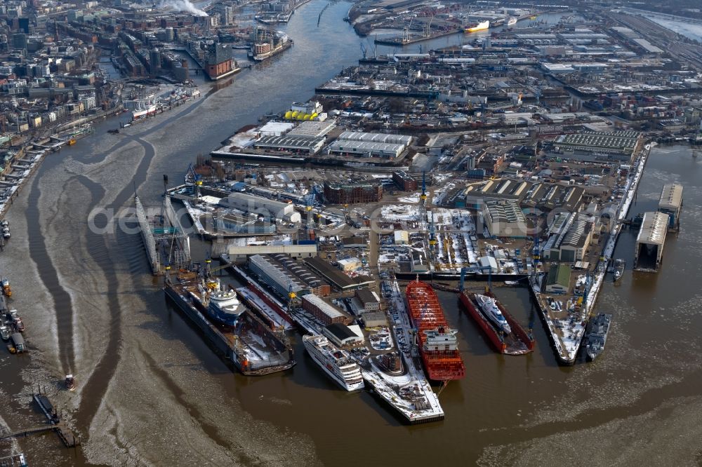 Aerial image Hamburg - shipyard on the banks of Norofelbe in the district Steinwerder in Hamburg, Germany