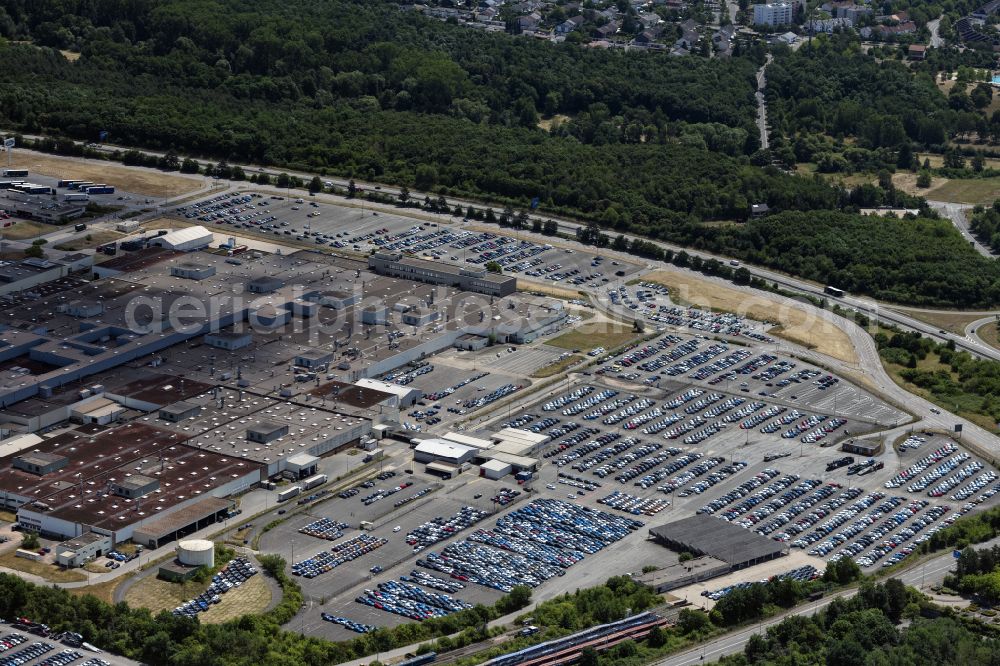 Aerial image Saarlouis - Building and production halls on the premises of Ford factorye on Henry-Ford-Strasse in the district Roden in Saarlouis in the state Saarland, Germany