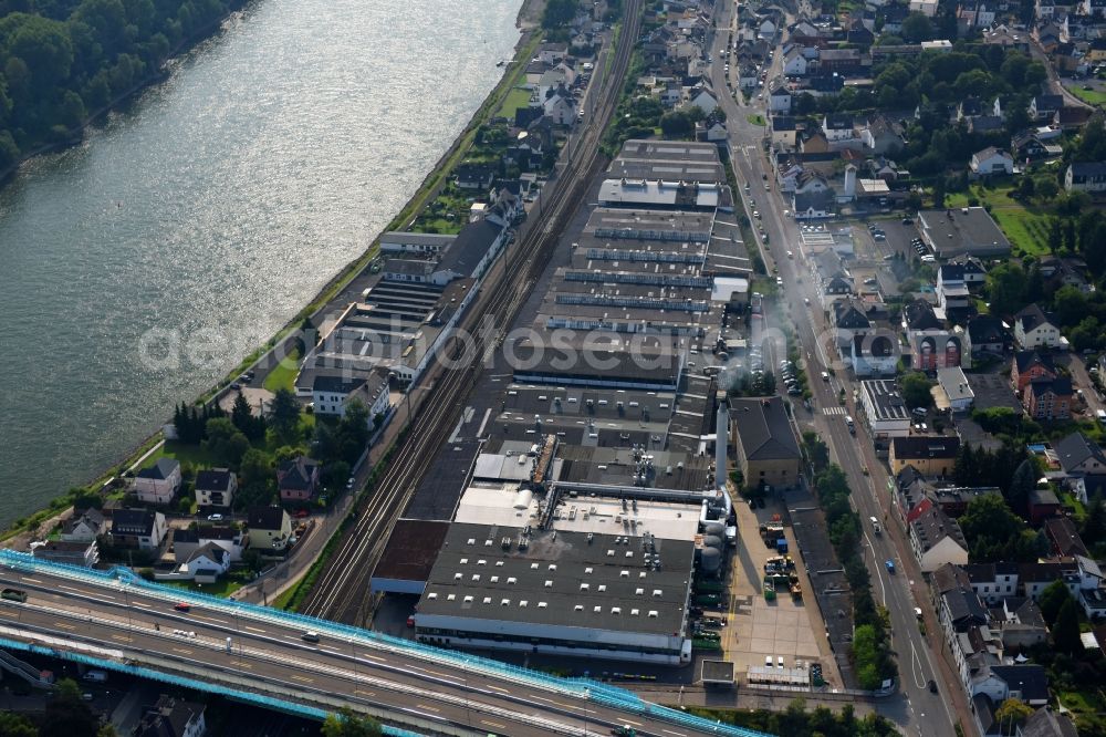 Aerial image Weißenthurm - Building and production halls on the premises of Ardagh Metal Packaging Germany GmbH on Bahnhofstrasse in Weissenthurm in the state Rhineland-Palatinate, Germany