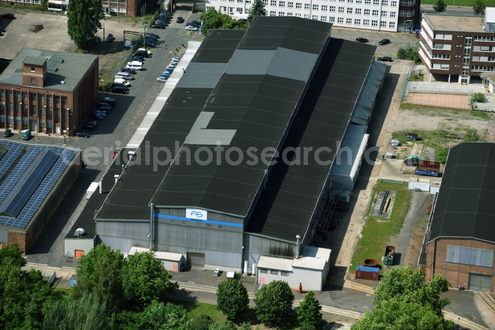 Aerial photograph Magdeburg - Production hall on the premises of armacon-systems GmbH and S+S Armaturen GmbH & Co.KG at Liebknechtstreet in the district Stadtfeld Ost in Magdeburg in the state Saxony-Anhalt