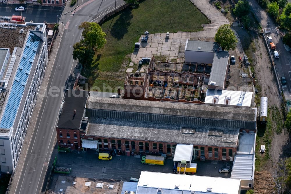 Wertingen from the bird's eye view: Building and production halls on the premises of Barth Metall GmbH on Spinnereistrasse in the district Neulindenau in Wertingen in the state Saxony, Germany