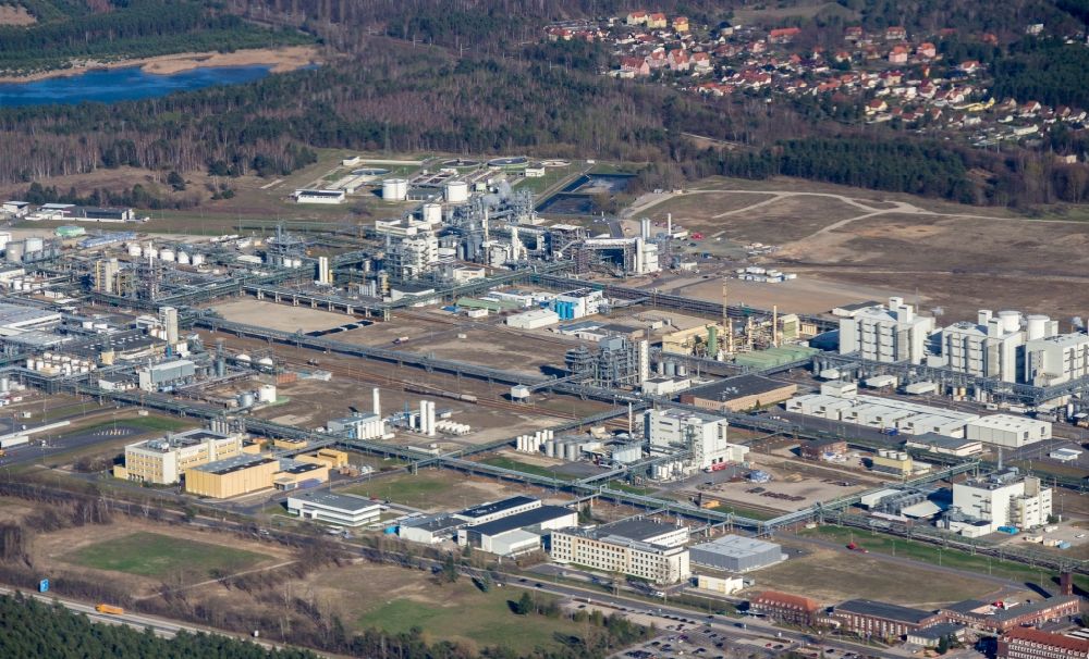 Aerial photograph Schwarzheide - View of factory premises of BASF Schwarzheide GmbH in Brandenburg