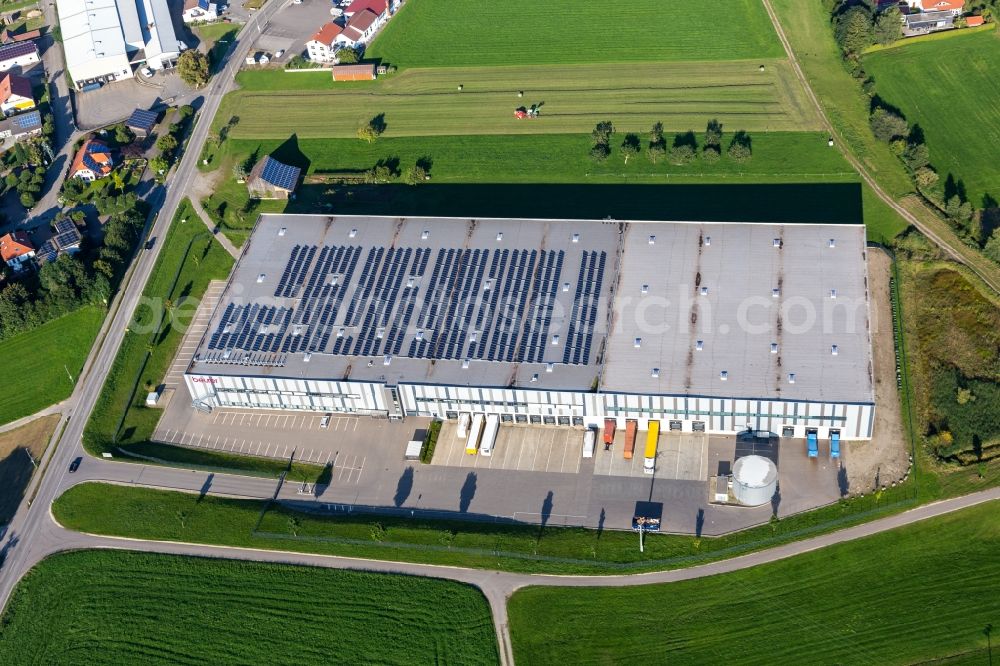 Aerial photograph Uttenweiler - Building and production halls on the premises of Beurer GmbH in Uttenweiler in the state Baden-Wuerttemberg, Germany