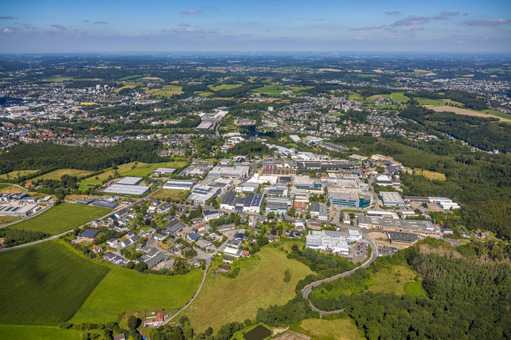 Aerial image Ennepetal - Factory premises and production building of BIW Isolierstoffe GmbH in the Oeklinghausen industrial park on Memelstrasse at the corner of Pregelstrasse in Ennepetal in the state North Rhine-Westphalia, Germany
