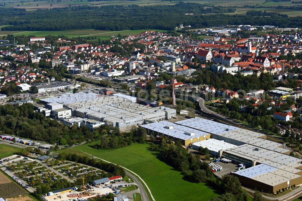 Dillingen an der Donau from the bird's eye view: Building and production halls on the premises of BSH Hausgeraete GmbH on Robert-Bosch-Strasse in Dillingen an der Donau in the state Bavaria, Germany