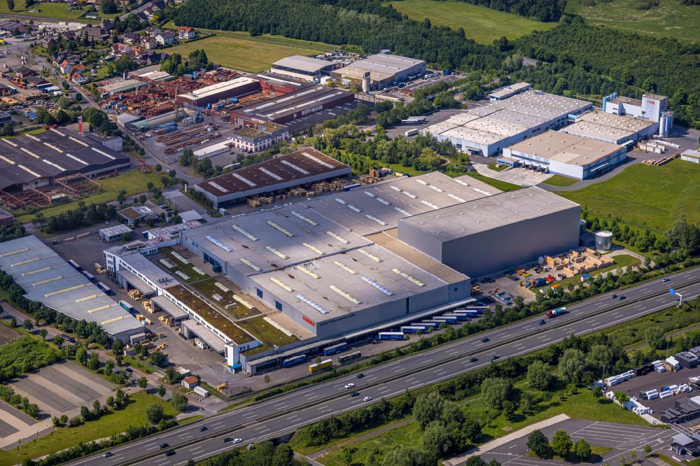 Hamm from the bird's eye view: building and production halls on the premises of Claas Service ond Parts GmbH on Kronstrasse in the district Uentrop in Hamm in the state North Rhine-Westphalia, Germany
