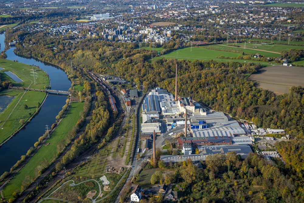 Bochum from above - Building and production halls on the premises of P-D Refractories GmbH on Dr.-C.-Otto-Strasse - Willi-Geldmacher-Strasse in Bochum at Ruhrgebiet in the state North Rhine-Westphalia, Germany