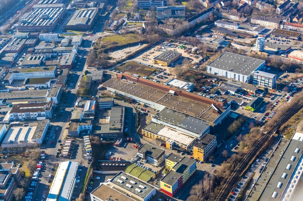 Essen from above - Buildings and production halls on the factory premises of the offset printing Druckzentrum Essen GmbH on Schederhofstrasse in the district Holsterhausen in Essen in the state North Rhine-Westphalia, Germany