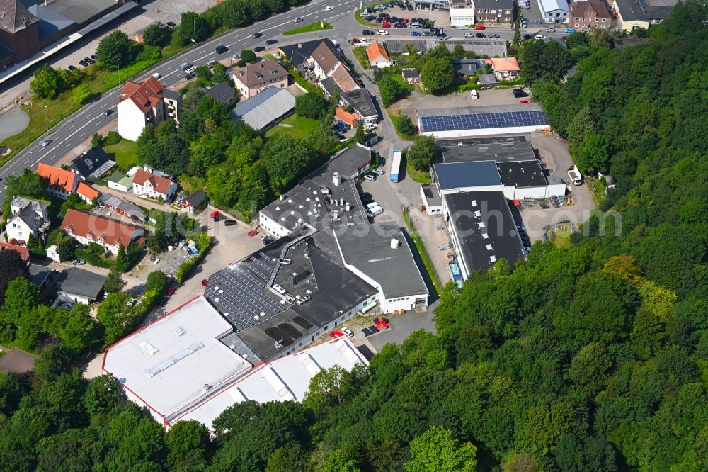 Aerial photograph Flensburg - Building and production halls on the premises of FDF Flensburger Dragee-Fabrik GmbH & Co. KG on Harnishof in Flensburg in the state Schleswig-Holstein, Germany
