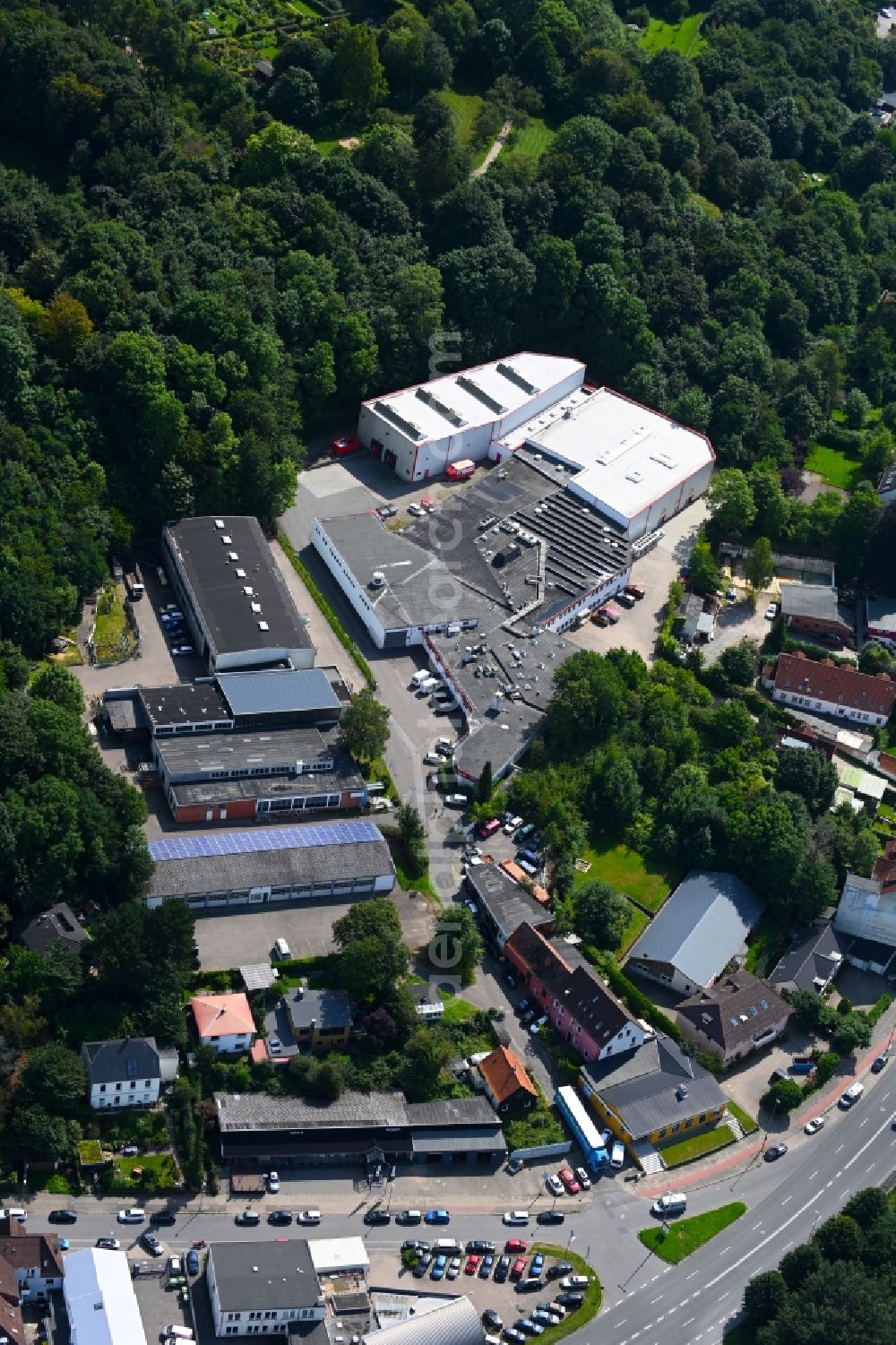 Flensburg from the bird's eye view: Building and production halls on the premises of FDF Flensburger Dragee-Fabrik GmbH & Co. KG on Harnishof in Flensburg in the state Schleswig-Holstein, Germany