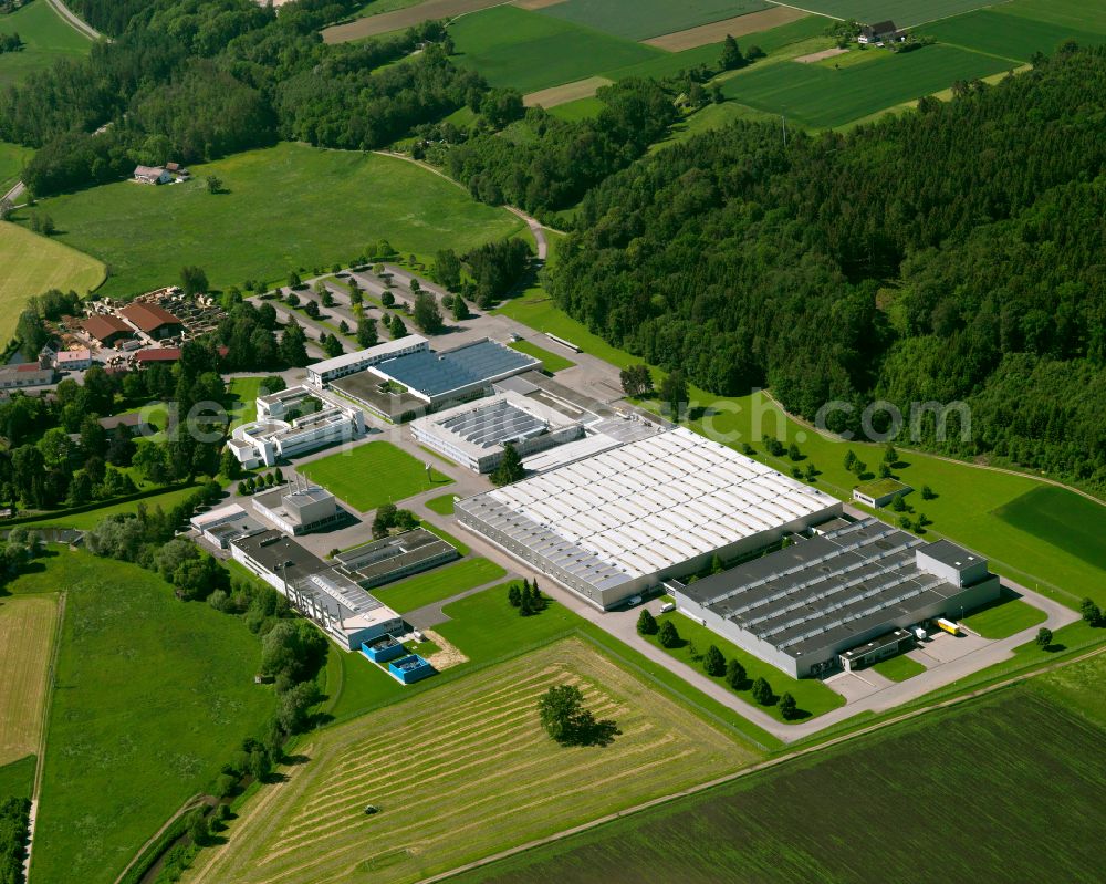 Aerial photograph Schwendi - Building and production halls on the premises of Firma Max Weishaupt GmbH in Schwendi in the state Baden-Wuerttemberg, Germany