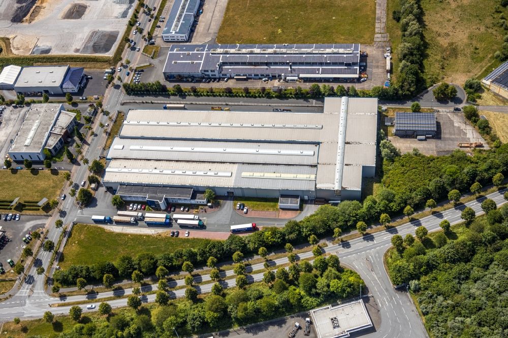 Aerial photograph Werl - Building and production halls on the premises of the Flachstahl Werl GmbH & Co KG Stahl and Hansa Automotive GmbH on Langenwiedenweg in the industrial area KonWerl in the district Soennern in Werl in the state North Rhine-Westphalia, Germany
