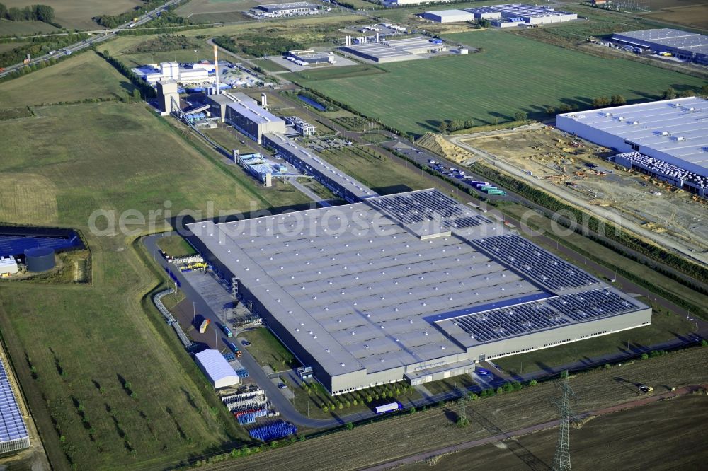 Sülzetal from the bird's eye view: Building and production halls on the premises of f glass GmbH on Appendorfer Weg in Suelzetal in the state Saxony-Anhalt
