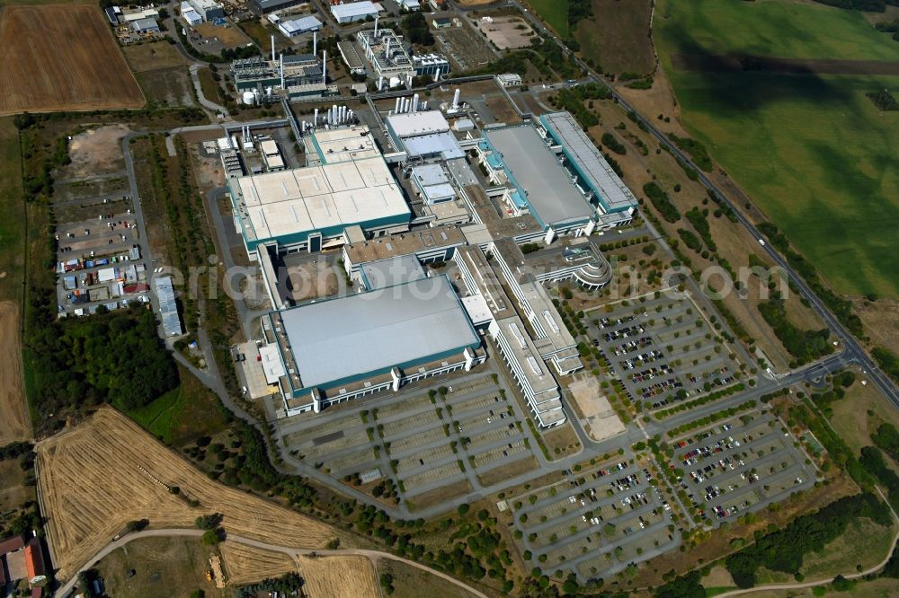 Dresden from the bird's eye view: Building and production halls on the premises of GLOBALFOUNDRIES Management Services Limited Liability Company & Co. KG on Wilschdorfer Landstrasse in the district Wilschdorf in Dresden in the state Saxony, Germany